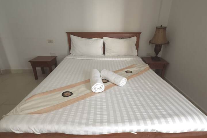 Room 12 of 31
