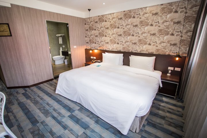 Room 54 of 99