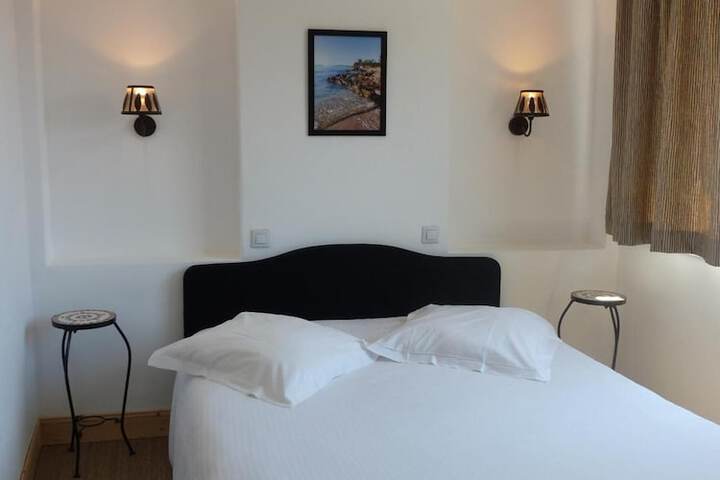 Room 16 of 43