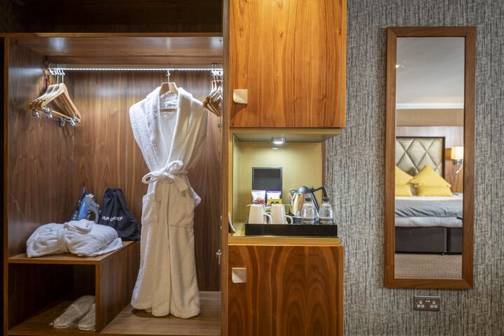 Room amenity