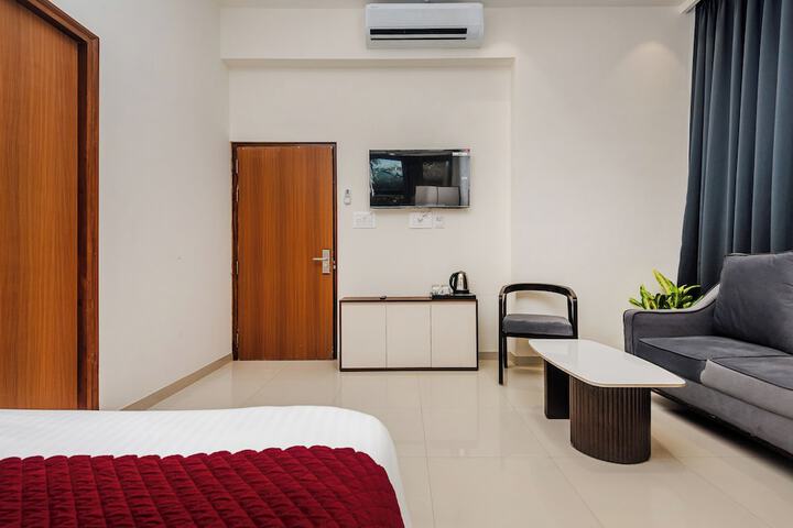 Room 37 of 93