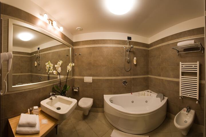 Bath Photo