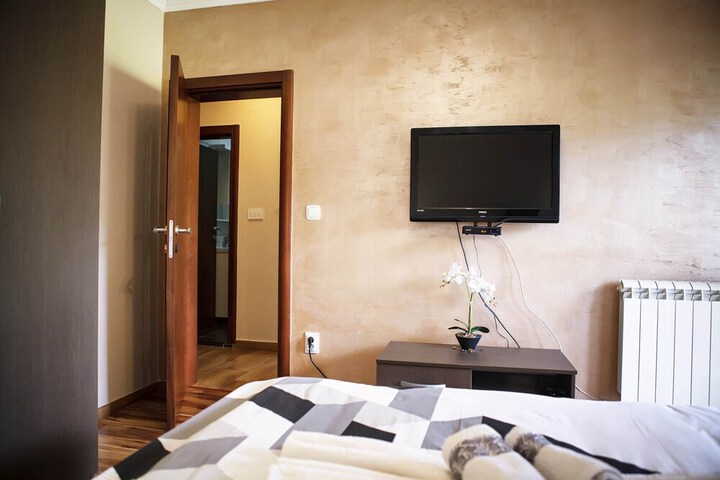 Room 26 of 81