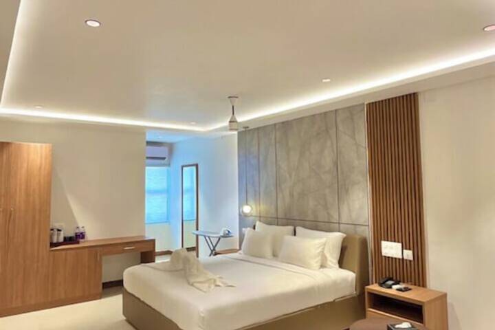 Room 51 of 97