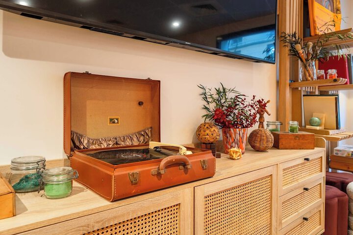 Guest Lobby