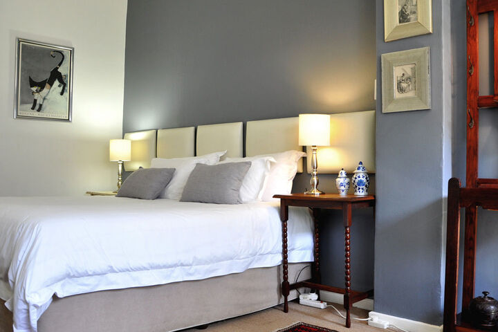 Room 32 of 100