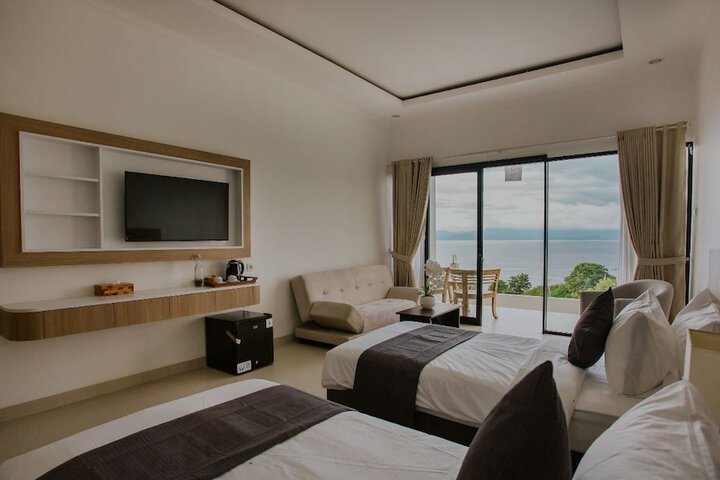 Room 11 of 26