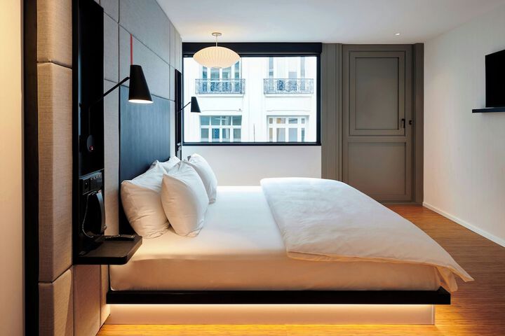 Room 22 of 59
