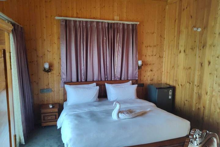 Room 3 of 26