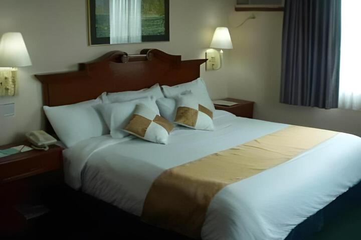 Inside Room Photo