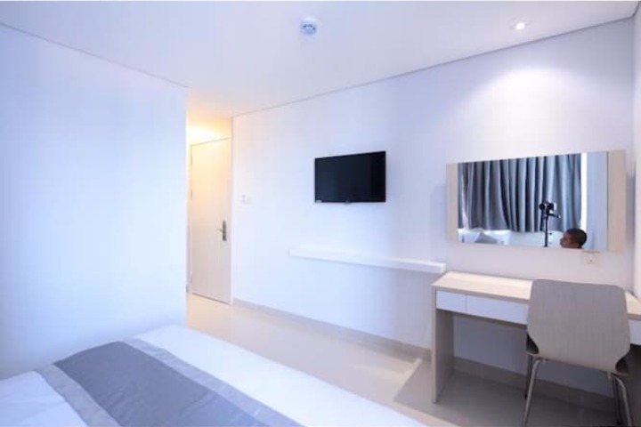 Room 6 of 36