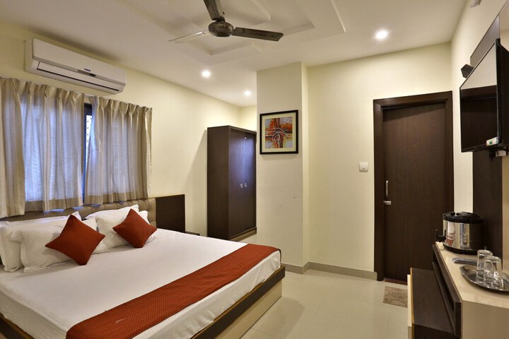 Room 15 of 37