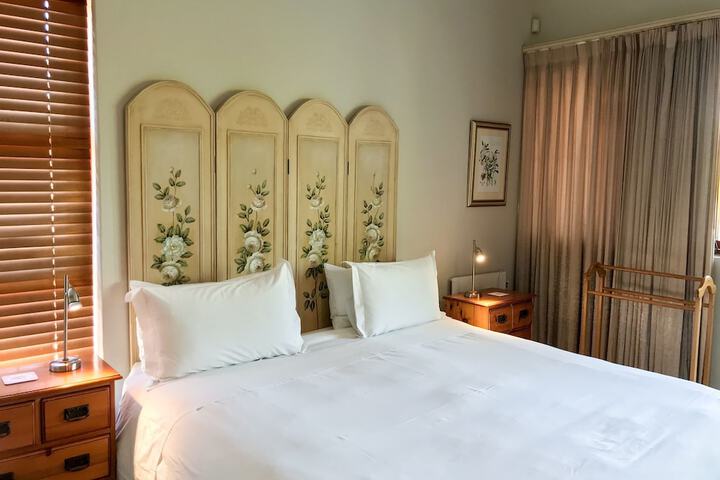 Room 16 of 68