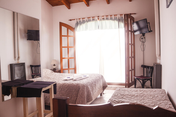 Room 9 of 48