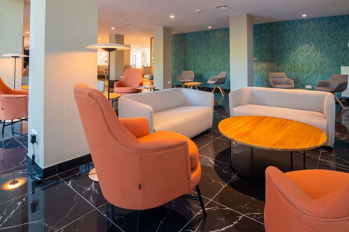 Hotel Lobby