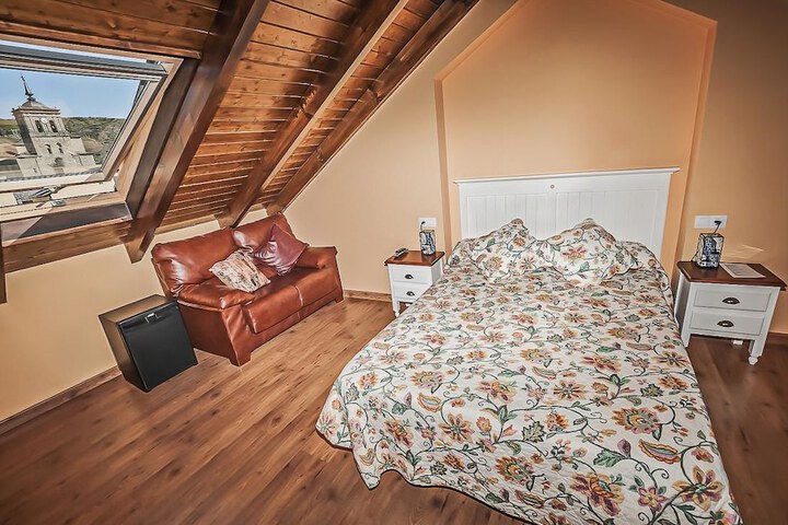 Room 8 of 26