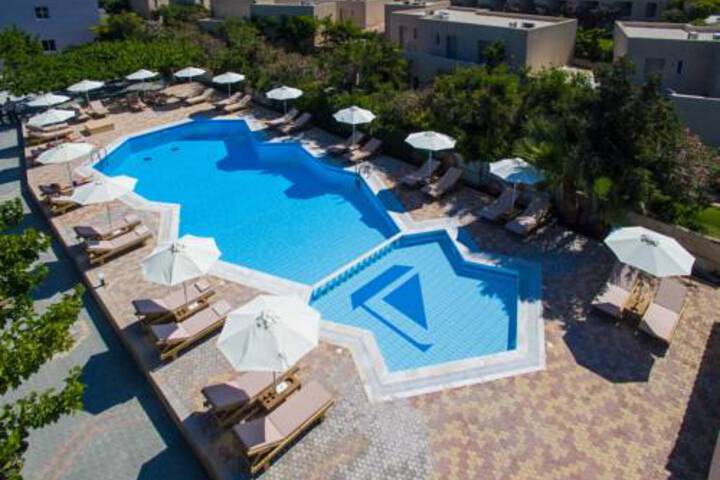 Pool 19 of 19