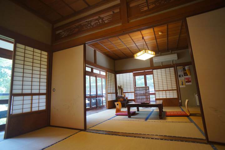 Room 10 of 53