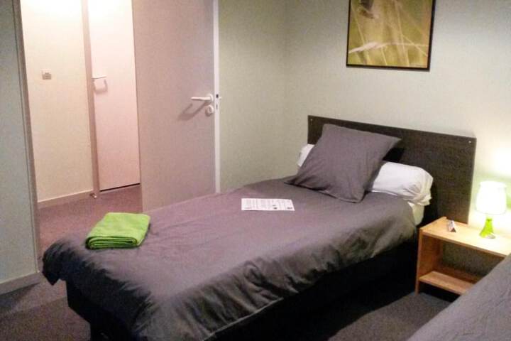 Room 15 of 62