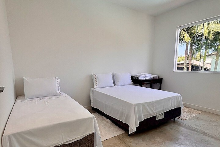 Room 4 of 56