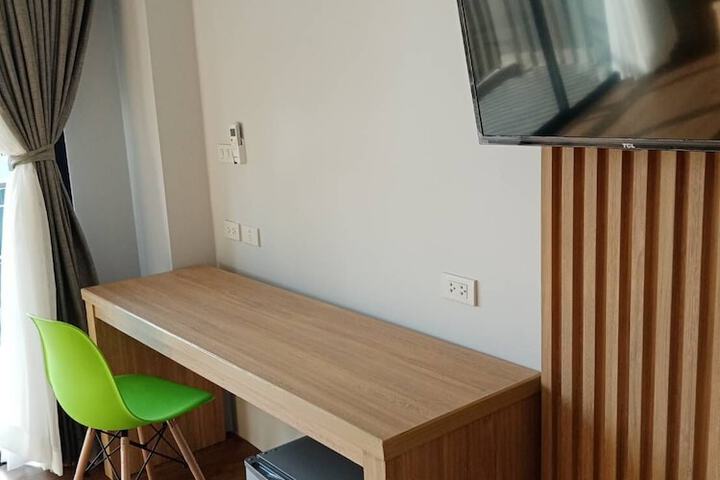 Room 29 of 102