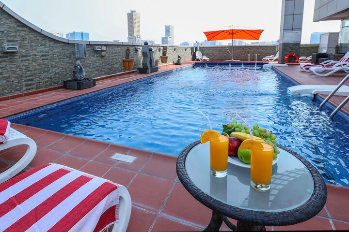 Hotel with Pool