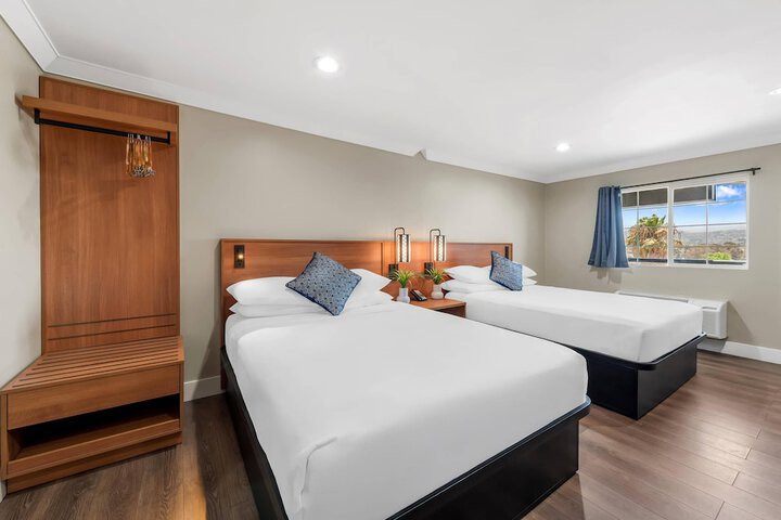 Room 40 of 71
