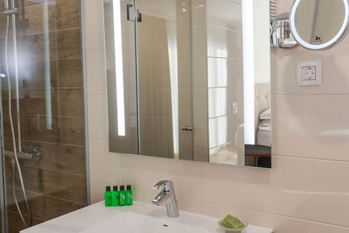 Clean Restrooms
