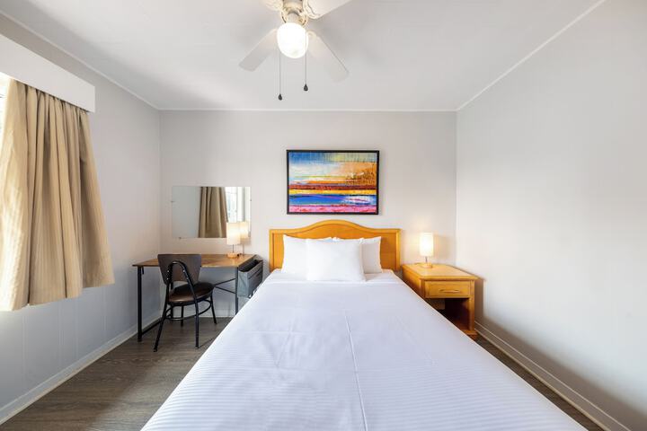 Room 7 of 71