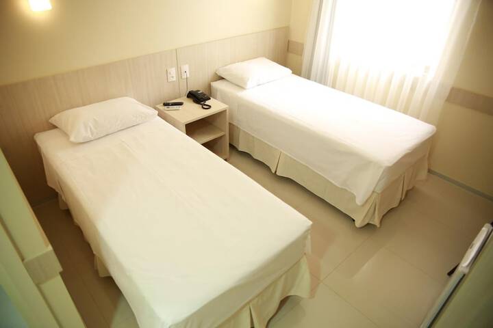 Room 16 of 25