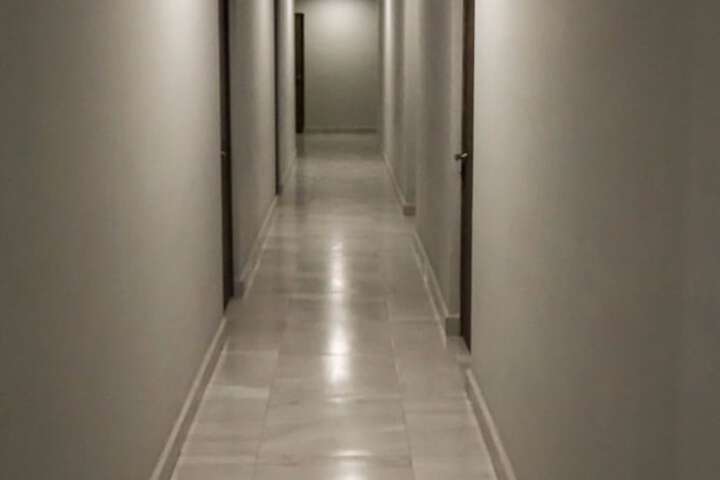 Ballroom/Hall 14 of 19