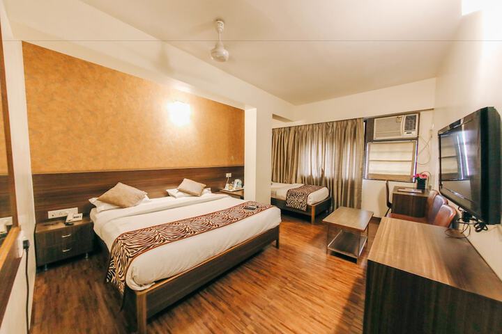 Room 25 of 90