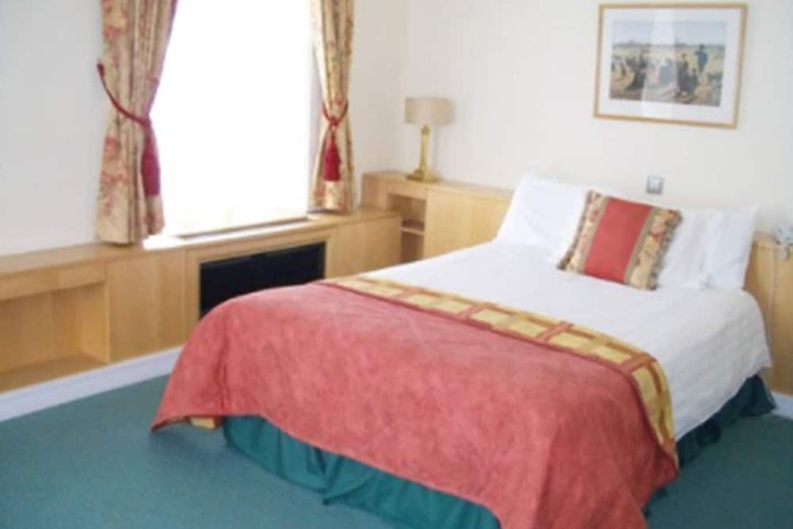 Room 4 of 22