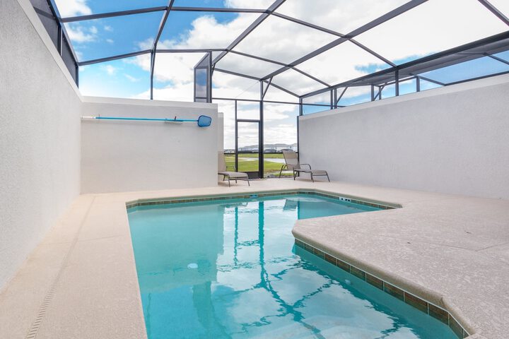 Pool 27 of 48