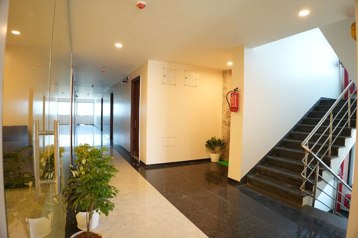 Room 6 of 7