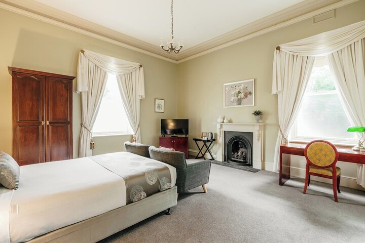 Room 16 of 59