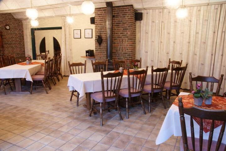 Dining Photos