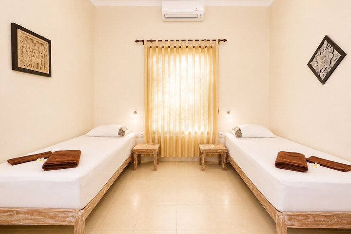 Room 34 of 155