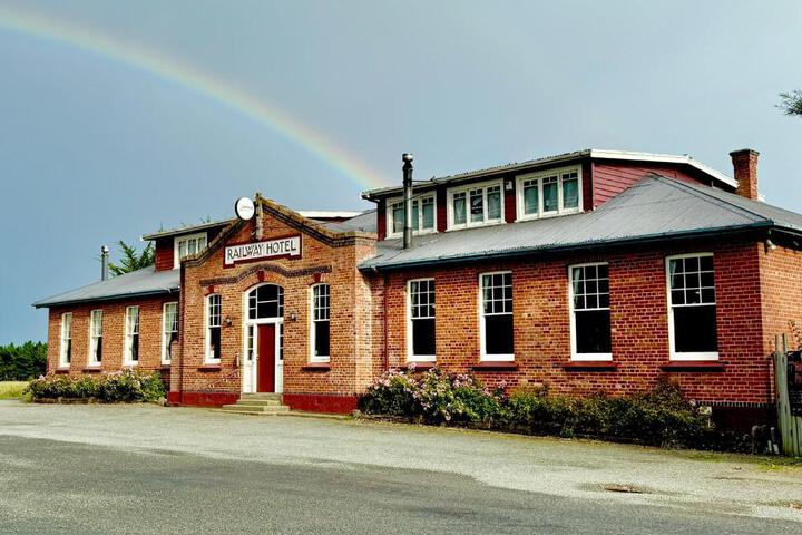 Mossburn Railway Hotel