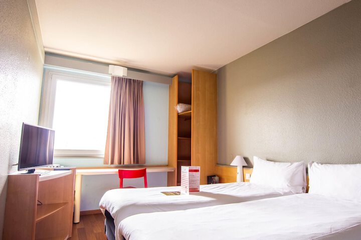 Room 18 of 84