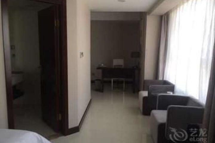Room 31 of 137