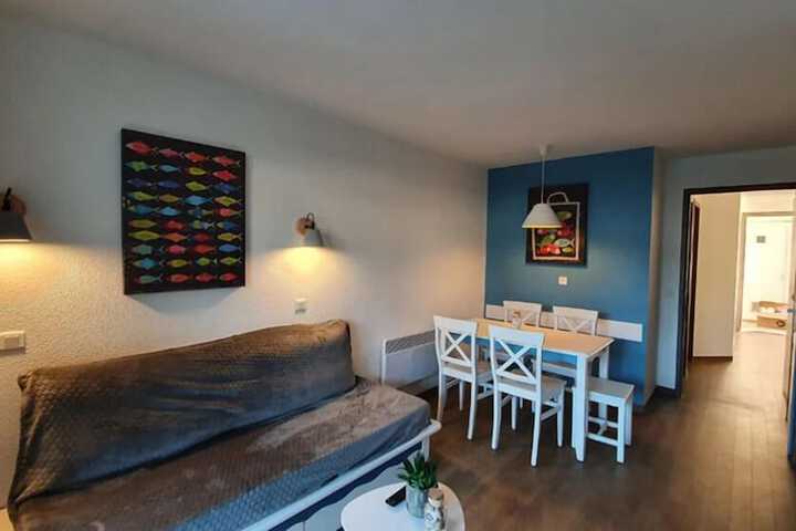 Room 22 of 35