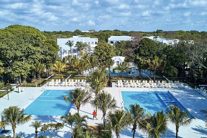 Pool Hotel