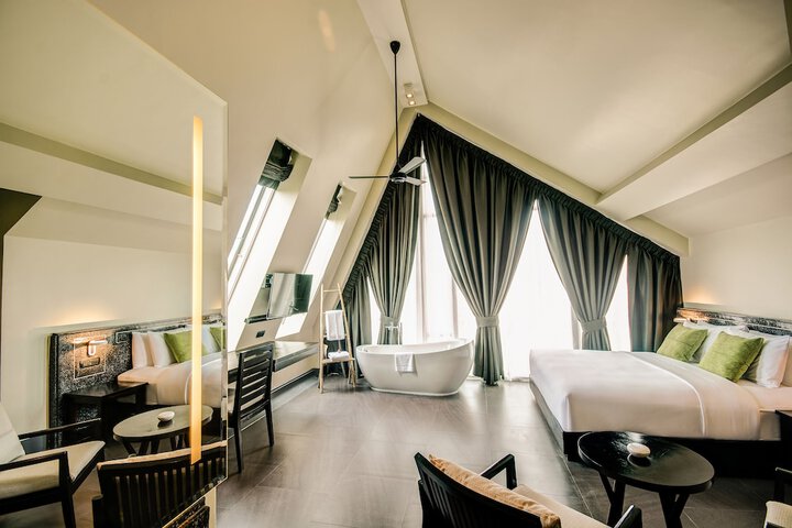 Room 7 of 219