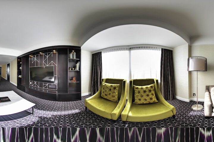 Room 35 of 147