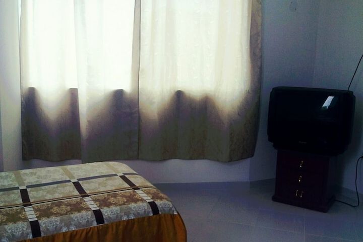 Room 3 of 14
