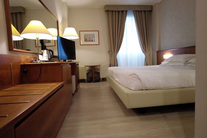 Room 15 of 73