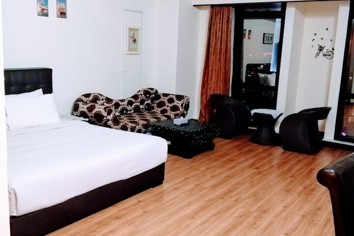 Room 16 of 47