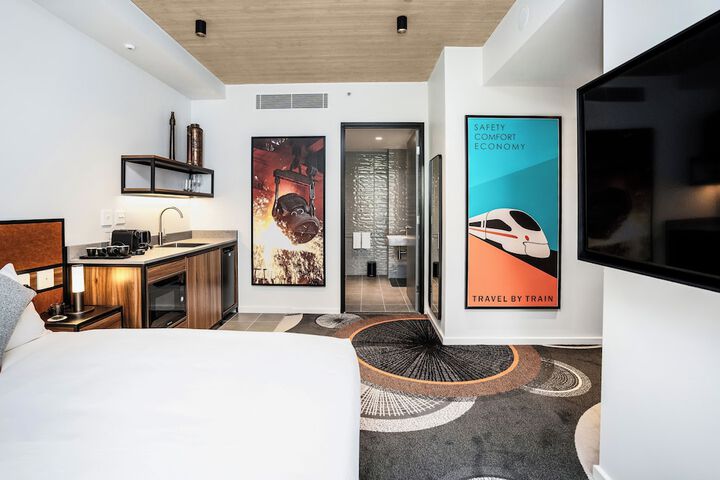Room 14 of 56