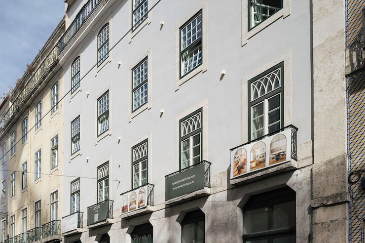 Hotel 193 of 193